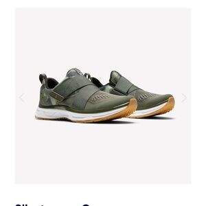 Tiem Spin Shoes WITH cleats